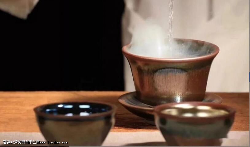 温盅是什么意思 温盅是什么意思