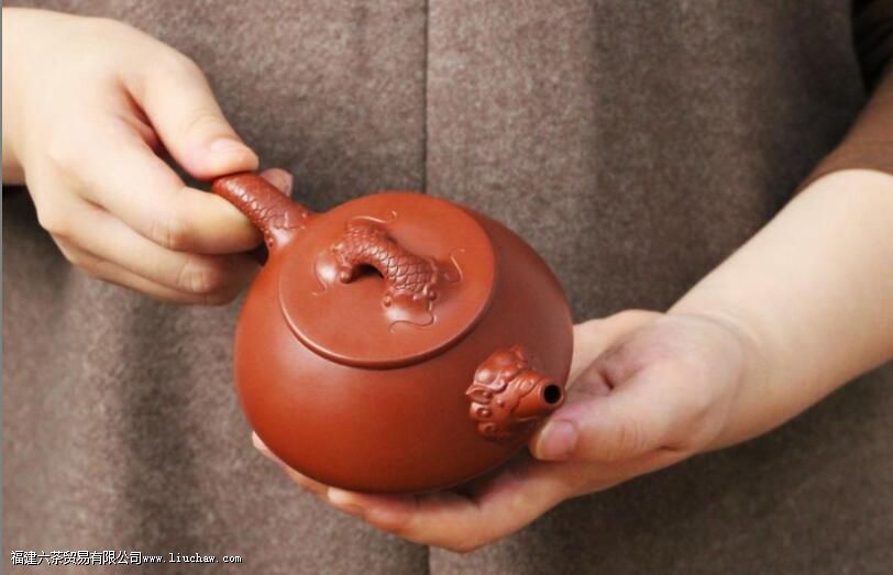 紫砂壶要养出好看的包浆,就一定要用很贵的茶叶吗 紫砂壶要养出好看的包浆,就一定要用很贵的茶叶吗