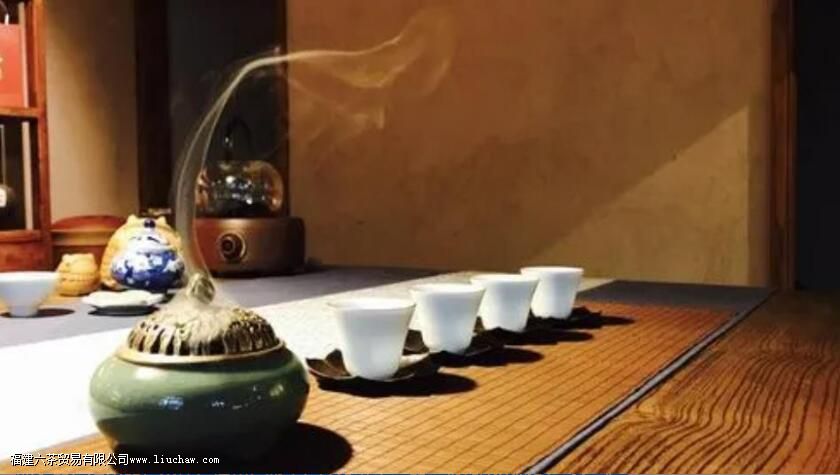 ��ϯ�ǲ�ߵ�ʲô����������