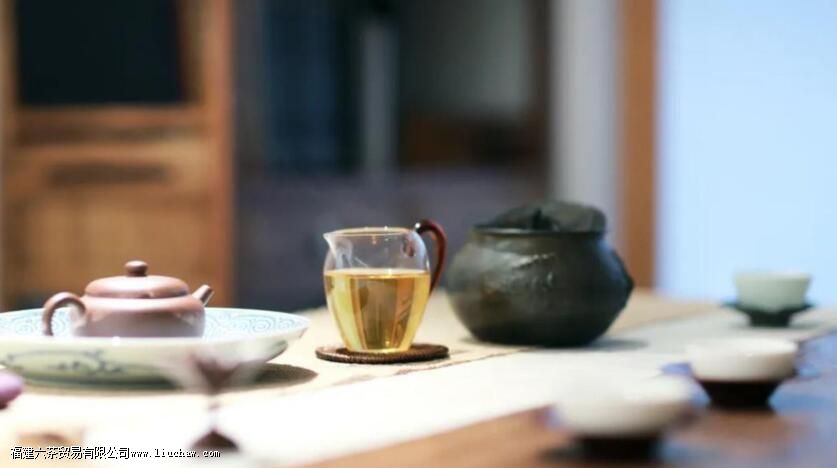 �����ǻۣ����²�ָ�𣬷��¶��ο