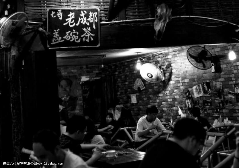 �ɶ��˺�ʲô�����