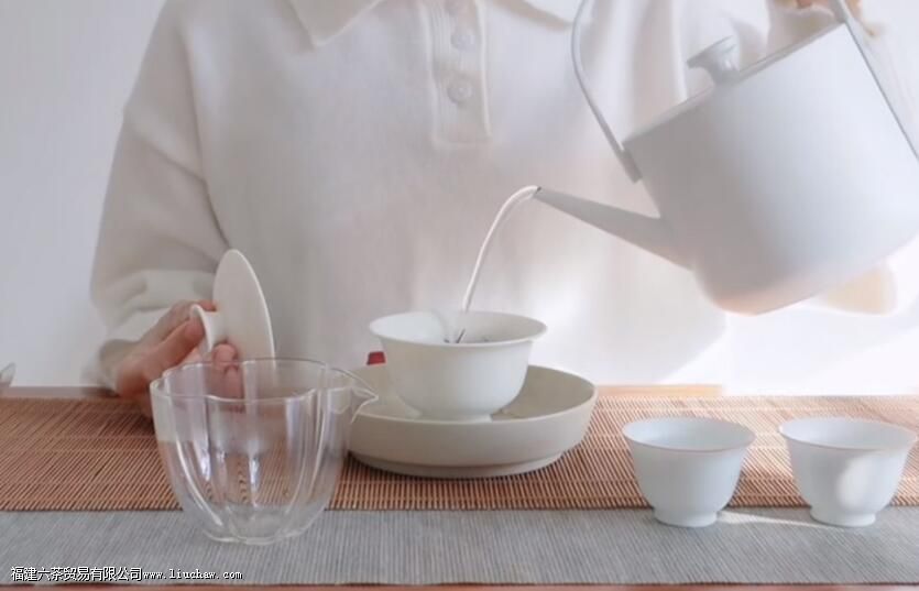 ����˳���Լ�ע������