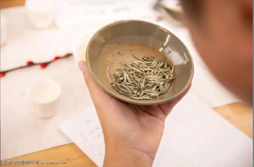 Ũ��һ���裬��ˬһ����