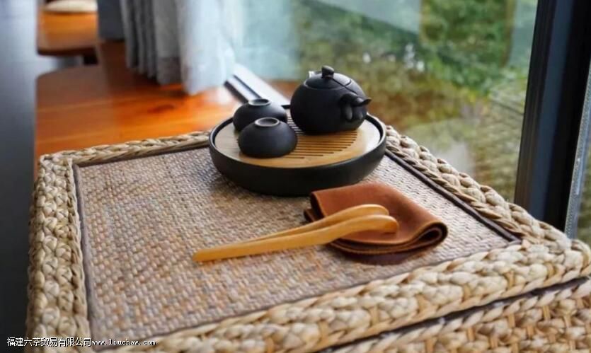 ����ǡ��һյ�裬��ˬ��ɬ����֮