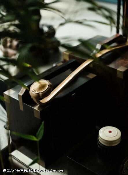 լ���ʺ��İ������ڣ��Ŀ�������