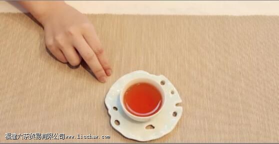 斟茶礼仪是哪些 斟茶礼仪是哪些