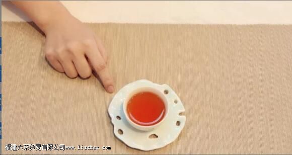 斟茶礼仪是哪些 斟茶礼仪是哪些