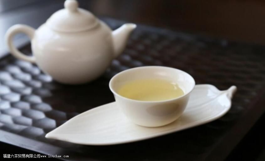 斟茶礼仪是哪些 斟茶礼仪是哪些