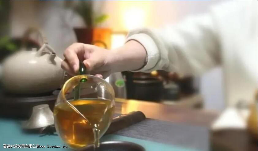 斟茶礼仪是哪些 斟茶礼仪是哪些