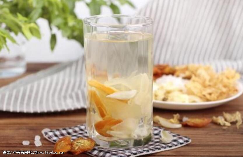 百合茶的功效与作用点 百合茶的功效与作用点