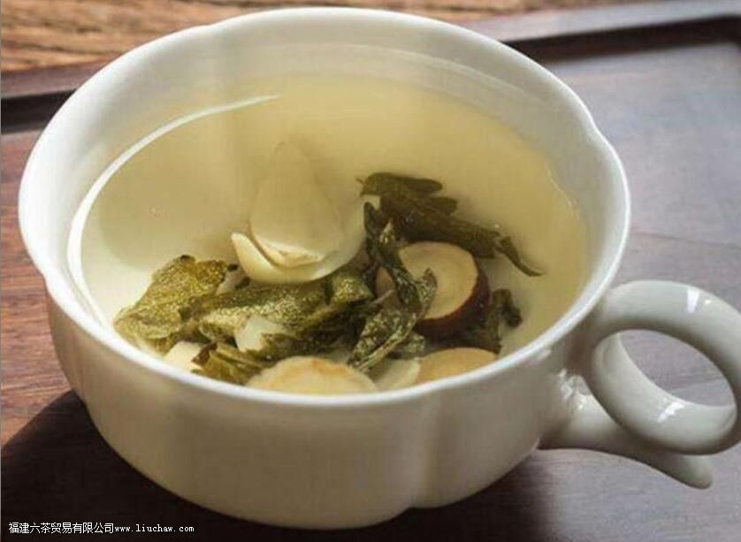 百合泡水喝的正确方法 百合泡水喝的正确方法