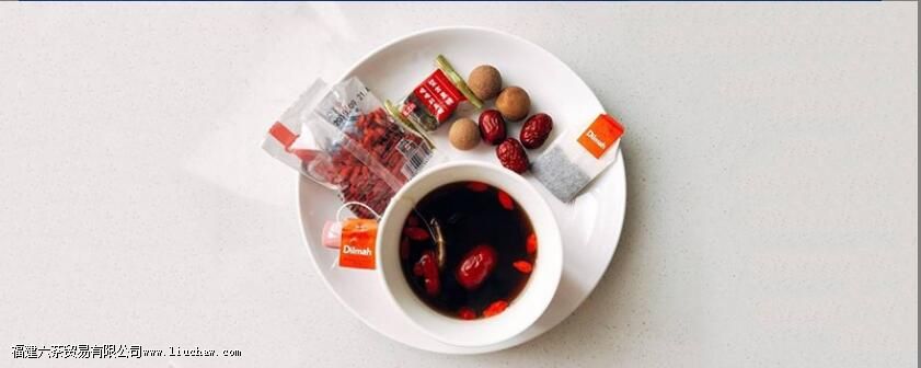 枸杞桑椹桂圆肉一起泡水的作用 枸杞桑椹桂圆肉一起泡水的作用