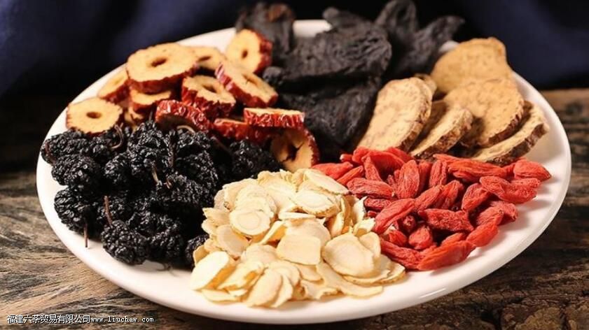 黄精八宝茶的功效与作用 黄精八宝茶的功效与作用