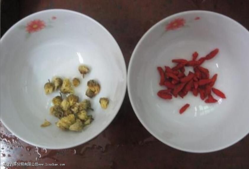 �ջ��������ˮ�ȵĹ�Ч