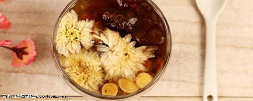 胖大海菊花茶泡水喝的功效 胖大海菊花茶泡水喝的功效
