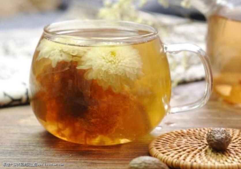 胖大海菊花茶泡水喝的功效 胖大海菊花茶泡水喝的功效