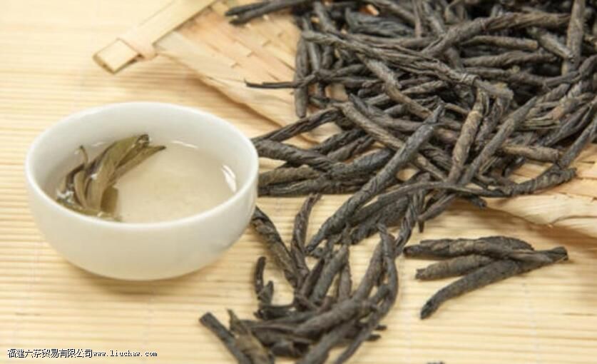 �ѹ�Ӣ�Ϳඡ��һ����ˮ����ʲô��