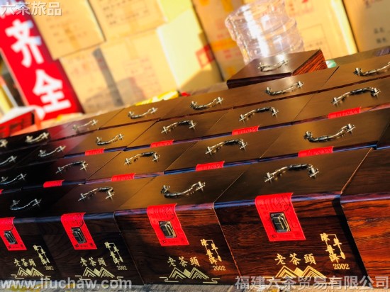 �ϲ�ͷ һ��һ��220Ԫ