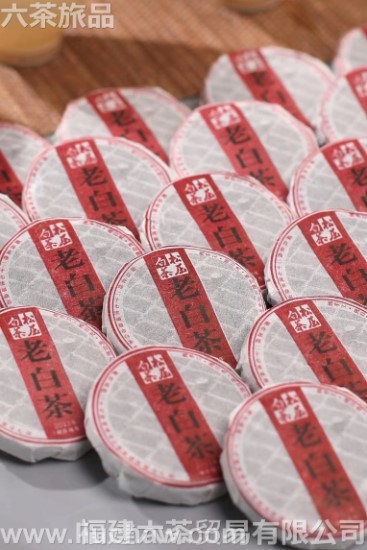 ��ѹ�ϰײ�  ��װ һ��һ��140Ԫ