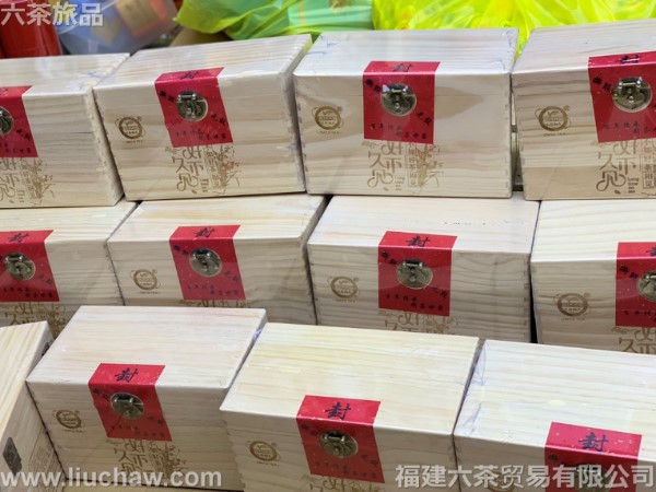 �ײ� ľ��װ һ�װ��װ 400Ԫ