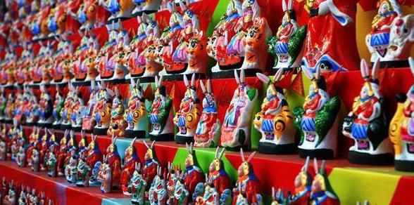 ���µ�һɽ��������̩ɽ���ι����˽�̩ɽ