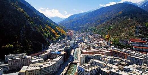 行走在川藏南线之四川段甘孜旅游攻略交通节点之康定