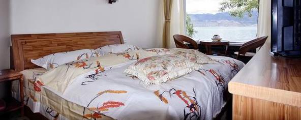 云南旅行摩梭女儿国泸沽湖旅游攻略住宿参考