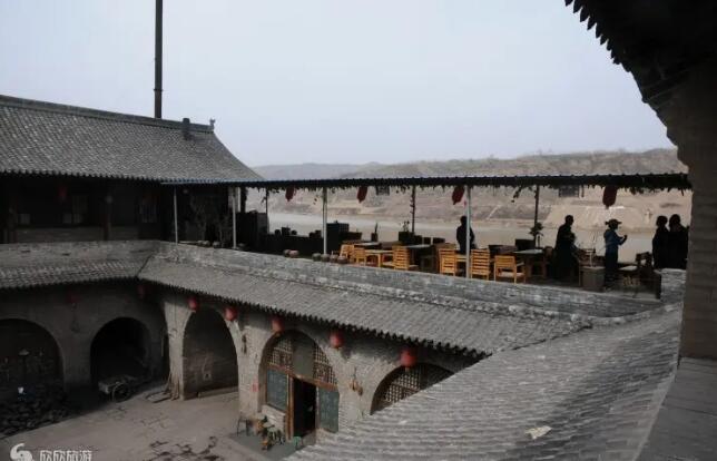 ɽ���ӿ���