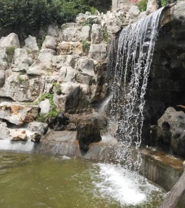 ��ˮ��Ͽ��