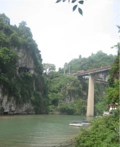 �˲�����Ϫ��Ͽ��