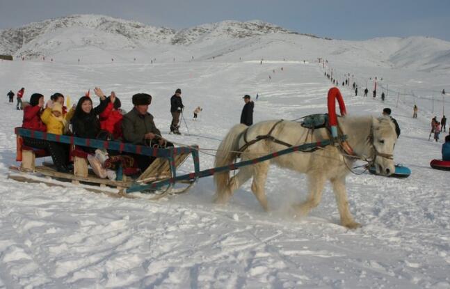 阿勒泰市将军山滑雪场