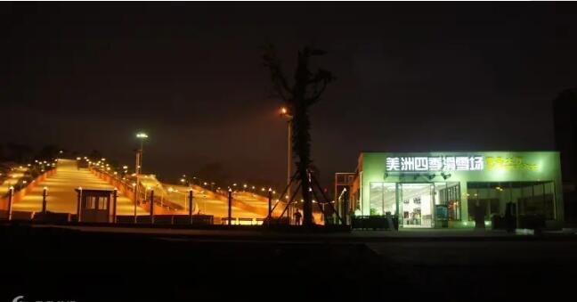 �ɶ������ļ���ѩ��