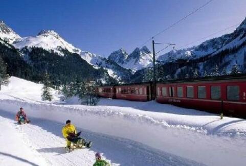 �ǲ����ƶ���ѩ��