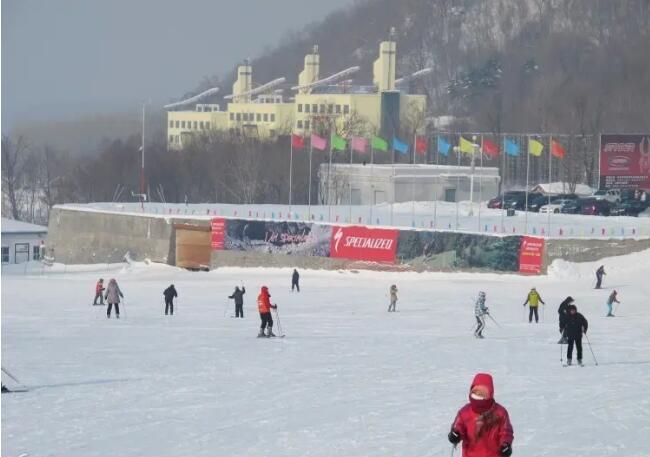 ñ��ɽ����ԺСɽ��ѩ��