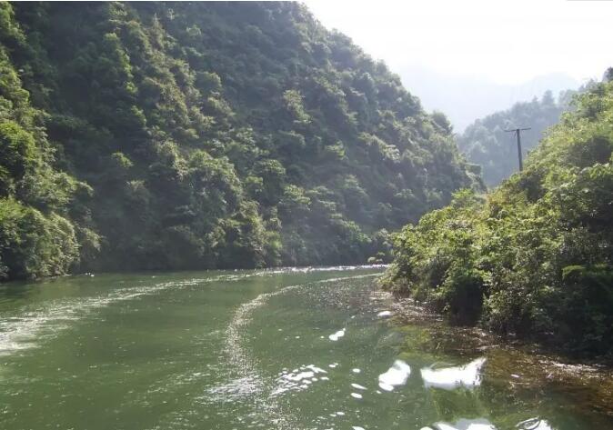 黄溪旅游风景区.