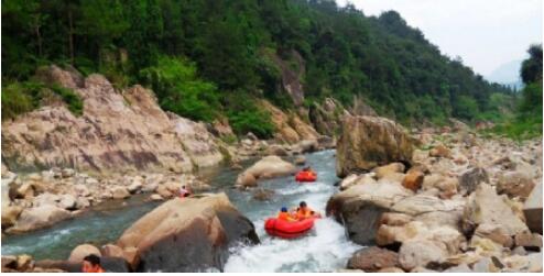 猛洞河仙溪漂流