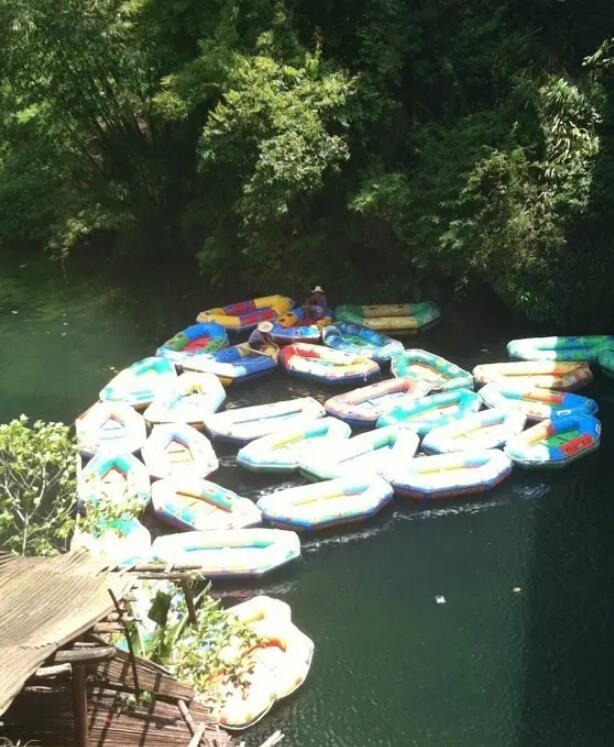 桂林十二滩漂流