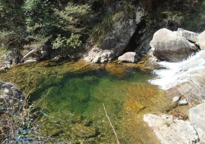 ��ɽ��Ϫ����..