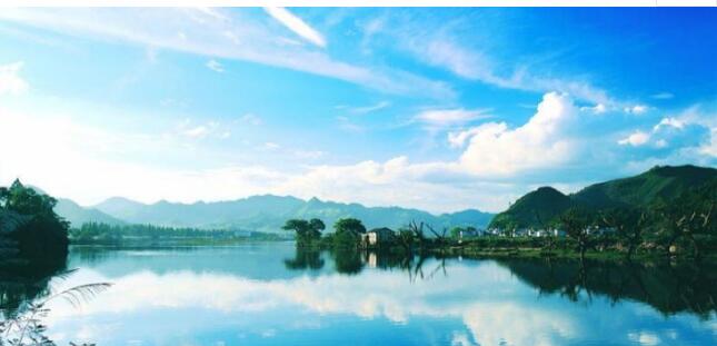 ����ɽׯ�ȼٴ�.