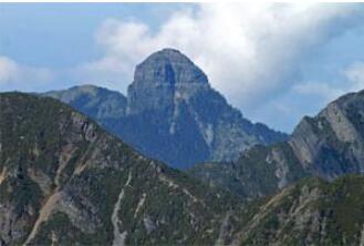 台湾大霸尖山,
