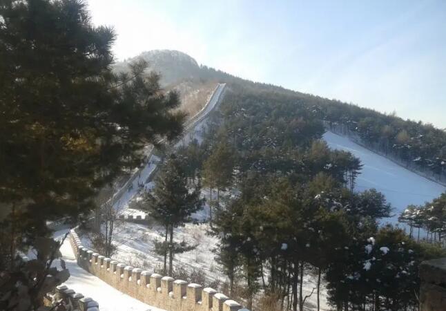 阿城玉泉威虎山滑雪场,