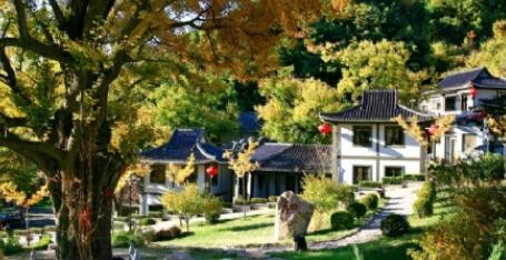 ��ɽ�����¹����ӷ羰԰��