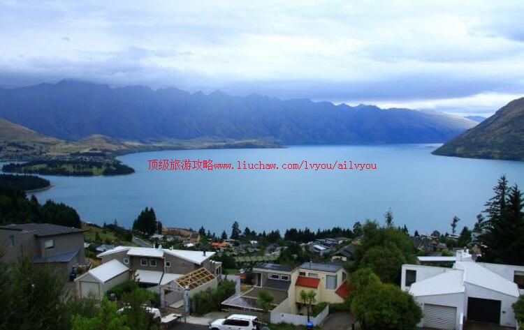 �������߿����պ����ι���