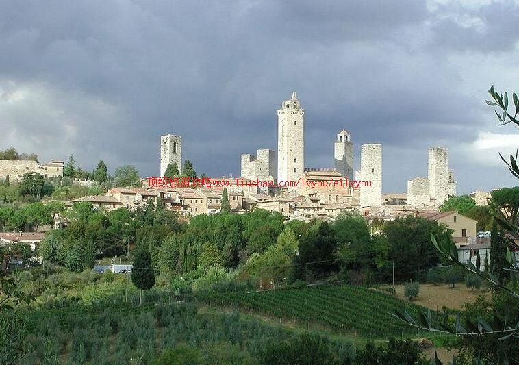 意大利圣吉米尼亚诺古城旅游攻略