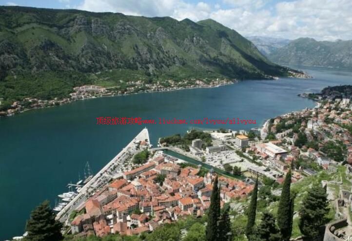 ��ɽ���ж������ι���