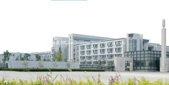 ���մ�ѧУ԰���