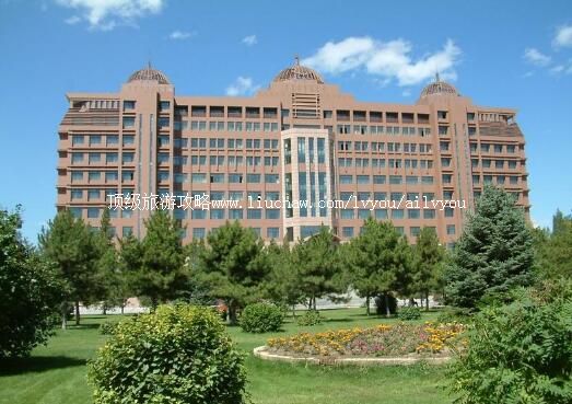 ���ɹŴ�ѧУ԰���