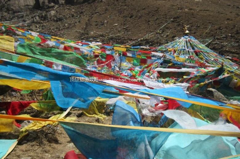 西藏帕崩岗寺旅游攻略