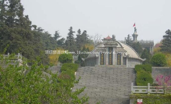 ���Ƹۿ���ɽ�羰�����ι���