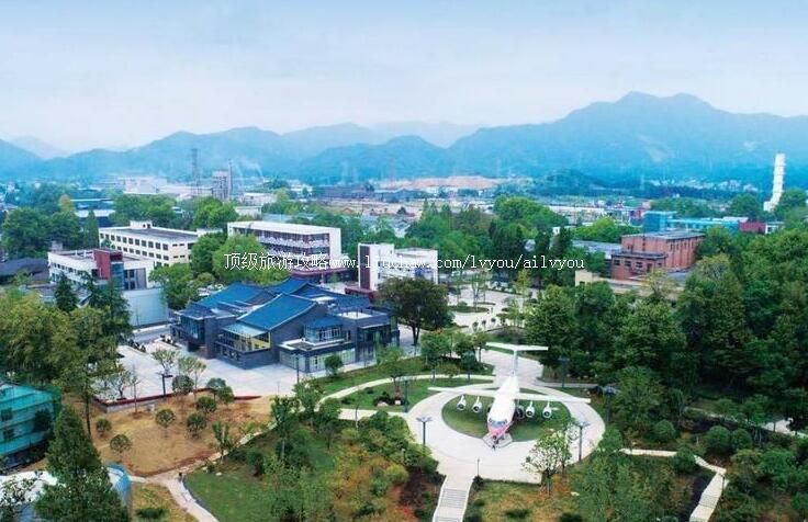 4A���º���С�����ι���